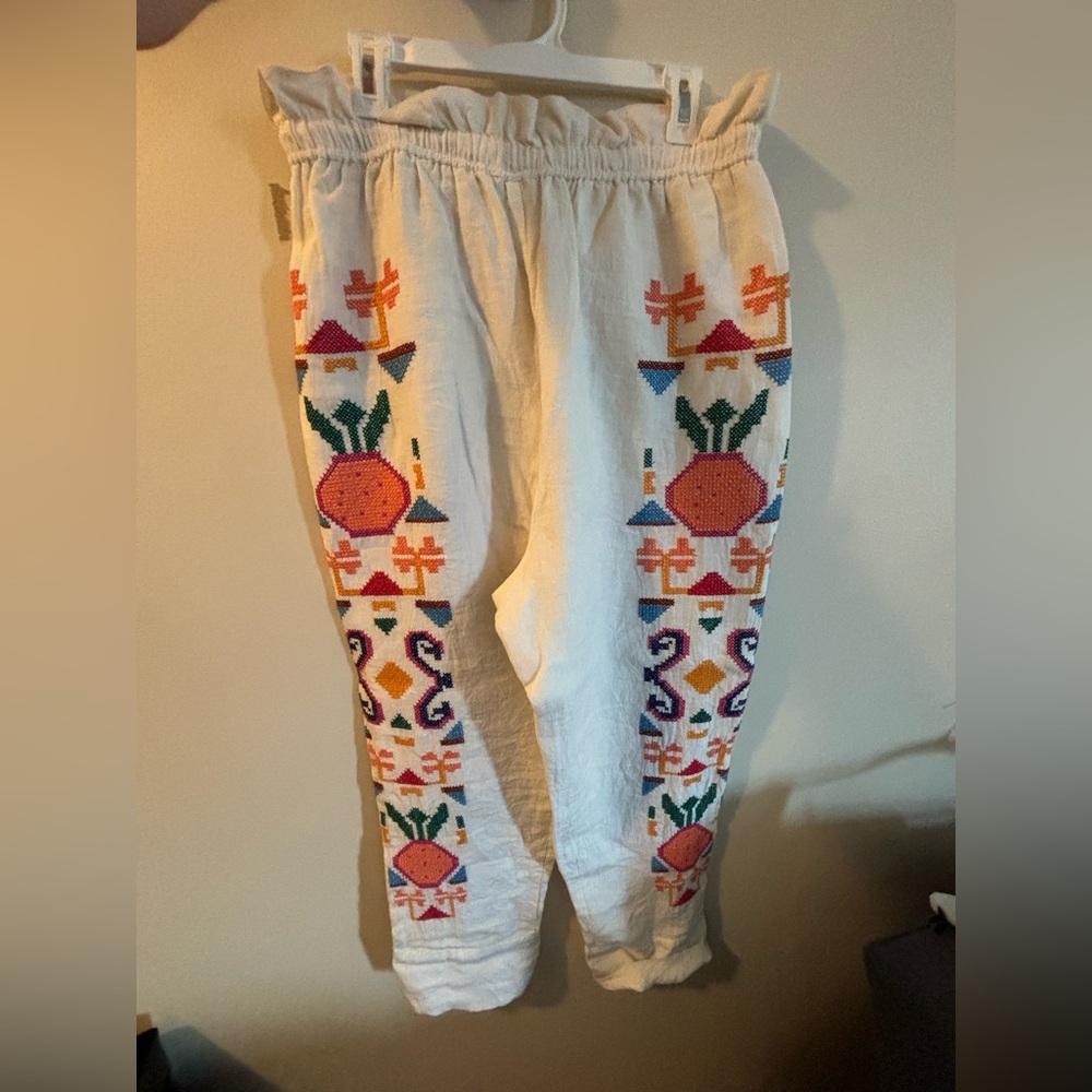 Farm Rio Pants - Picture 3 of 5